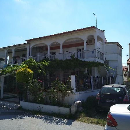 Grigorios Apartments Vrasná المظهر الخارجي الصورة