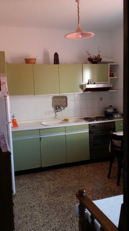 Grigorios Apartments Vrasná المظهر الخارجي الصورة