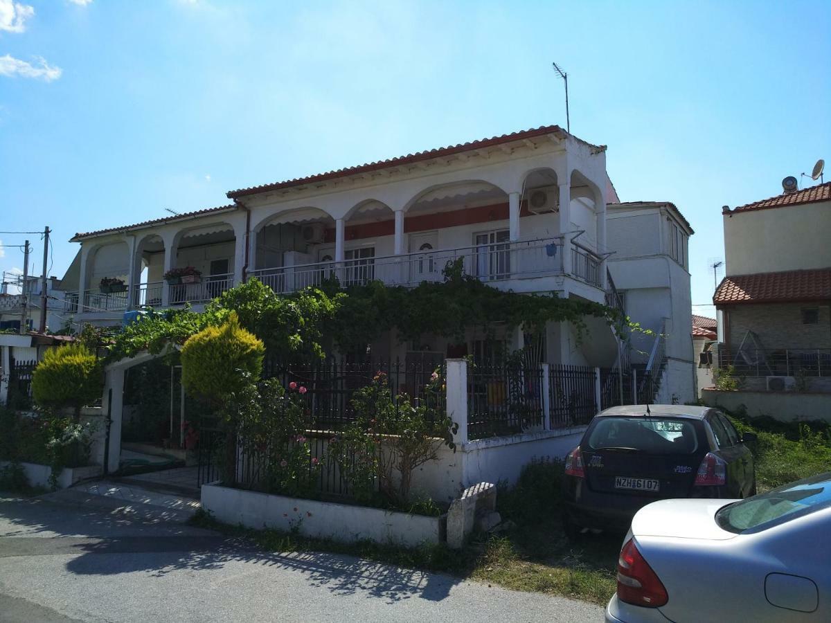 Grigorios Apartments Vrasná المظهر الخارجي الصورة